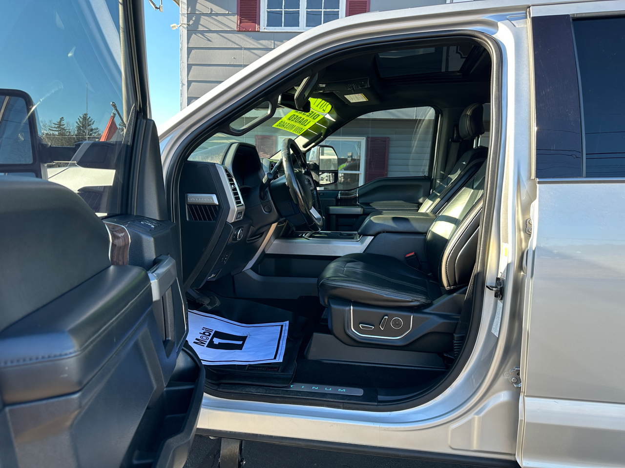 Ford F-350 SD Platinum Crew Cab 4WD 2017