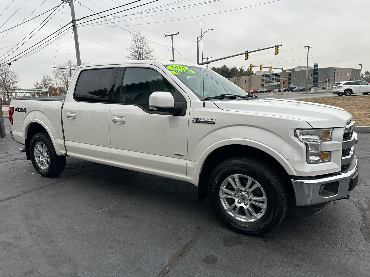 Ford F-150 Lariat SuperCrew 4WD 2016