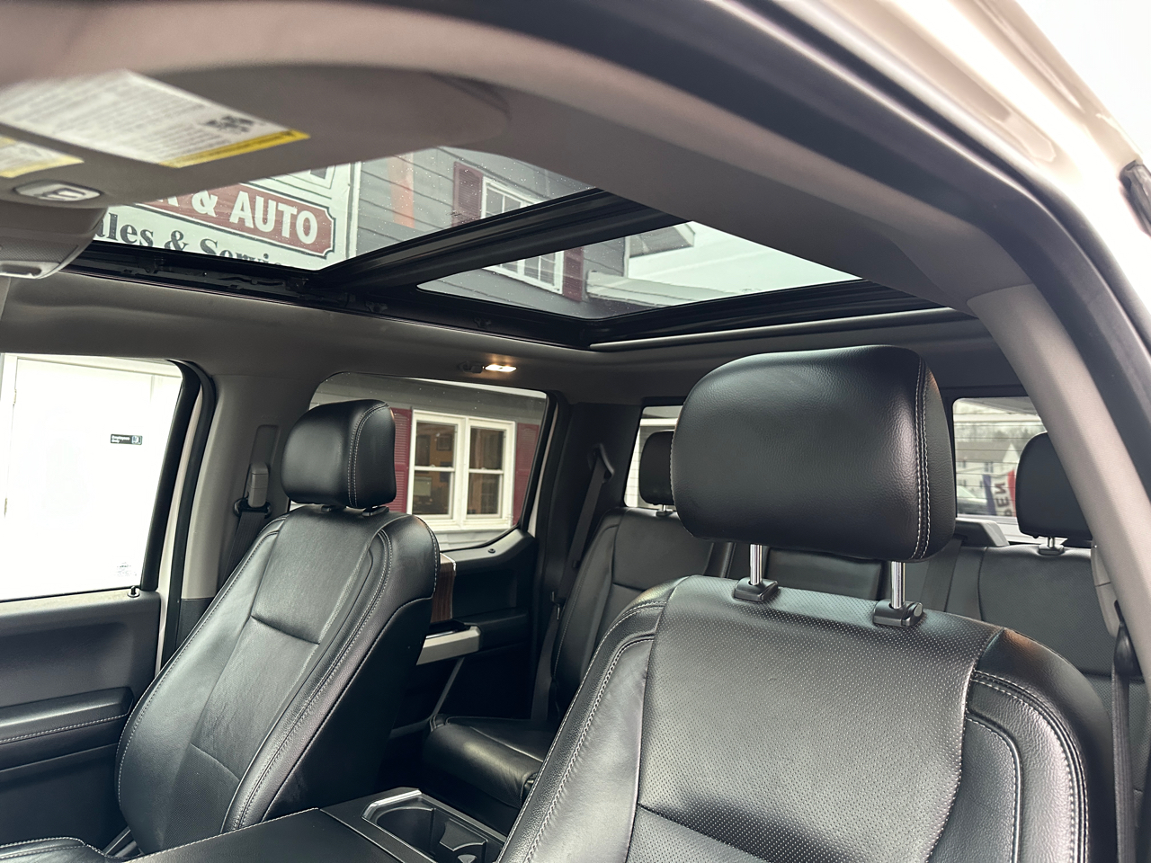 Ford F-150 Lariat SuperCrew 4WD 2016