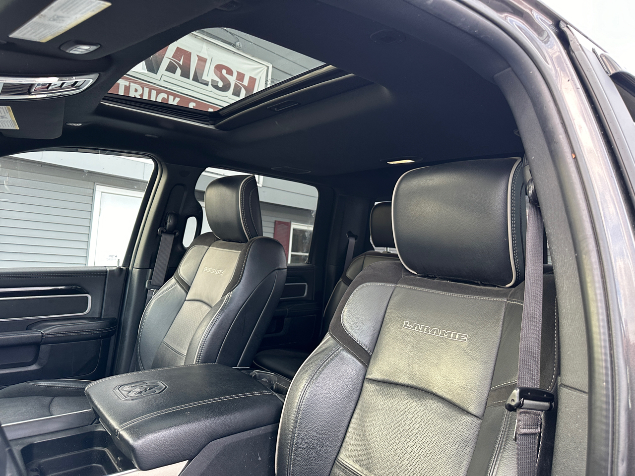 RAM 2500 Laramie Crew Cab SWB 4WD 2019