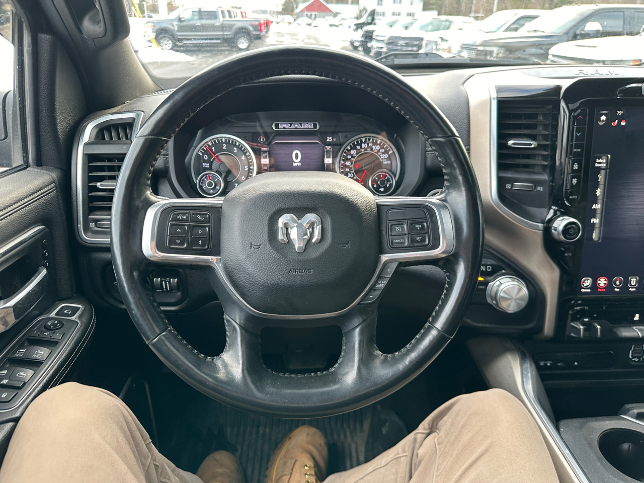 RAM 2500 Laramie Crew Cab SWB 4WD 2019