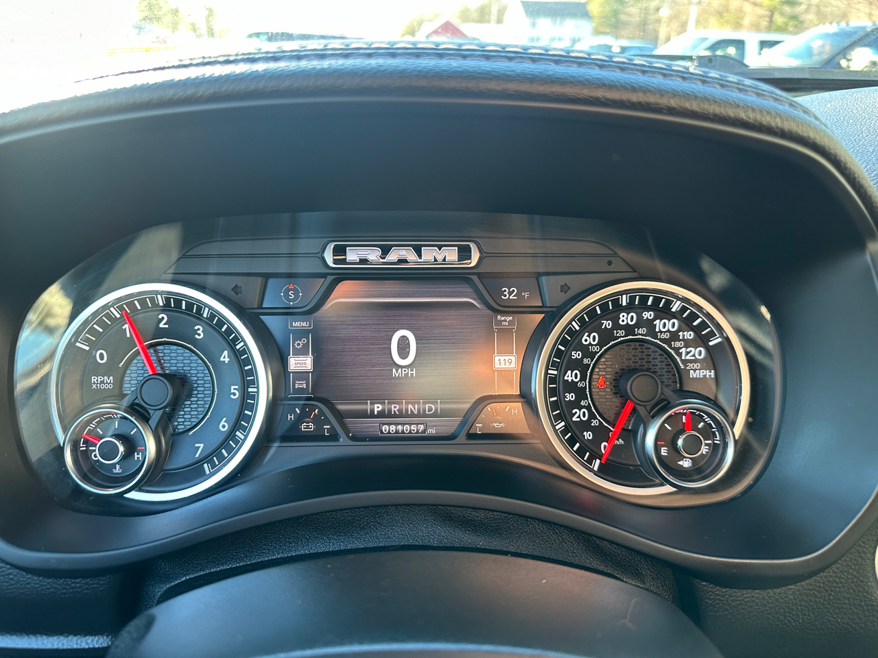 RAM 2500 Laramie Crew Cab SWB 4WD 2019