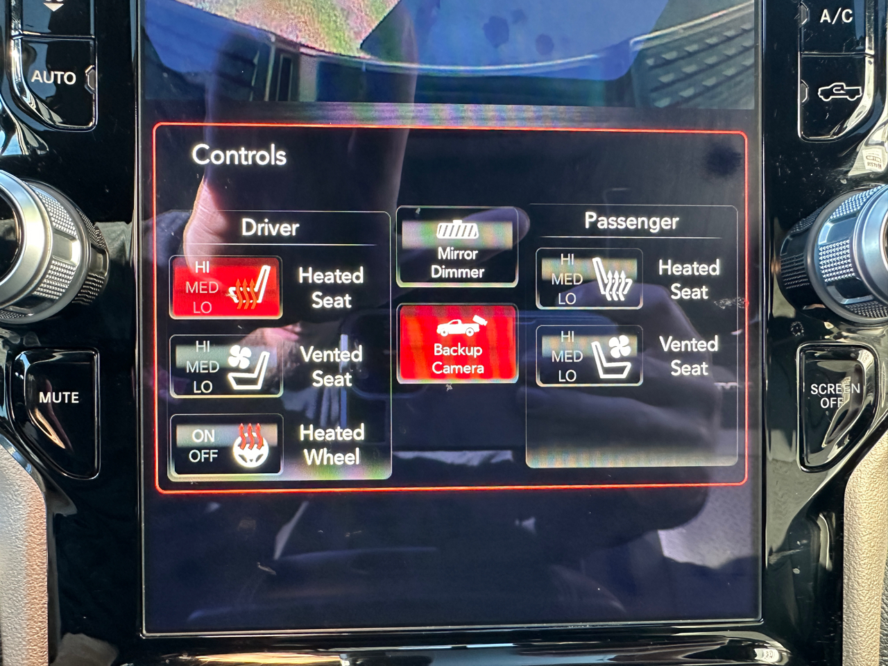 RAM 2500 Laramie Crew Cab SWB 4WD 2019