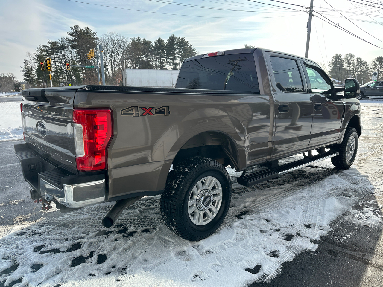Ford F-250 SD XLT Crew Cab Short Bed 4WD 2018