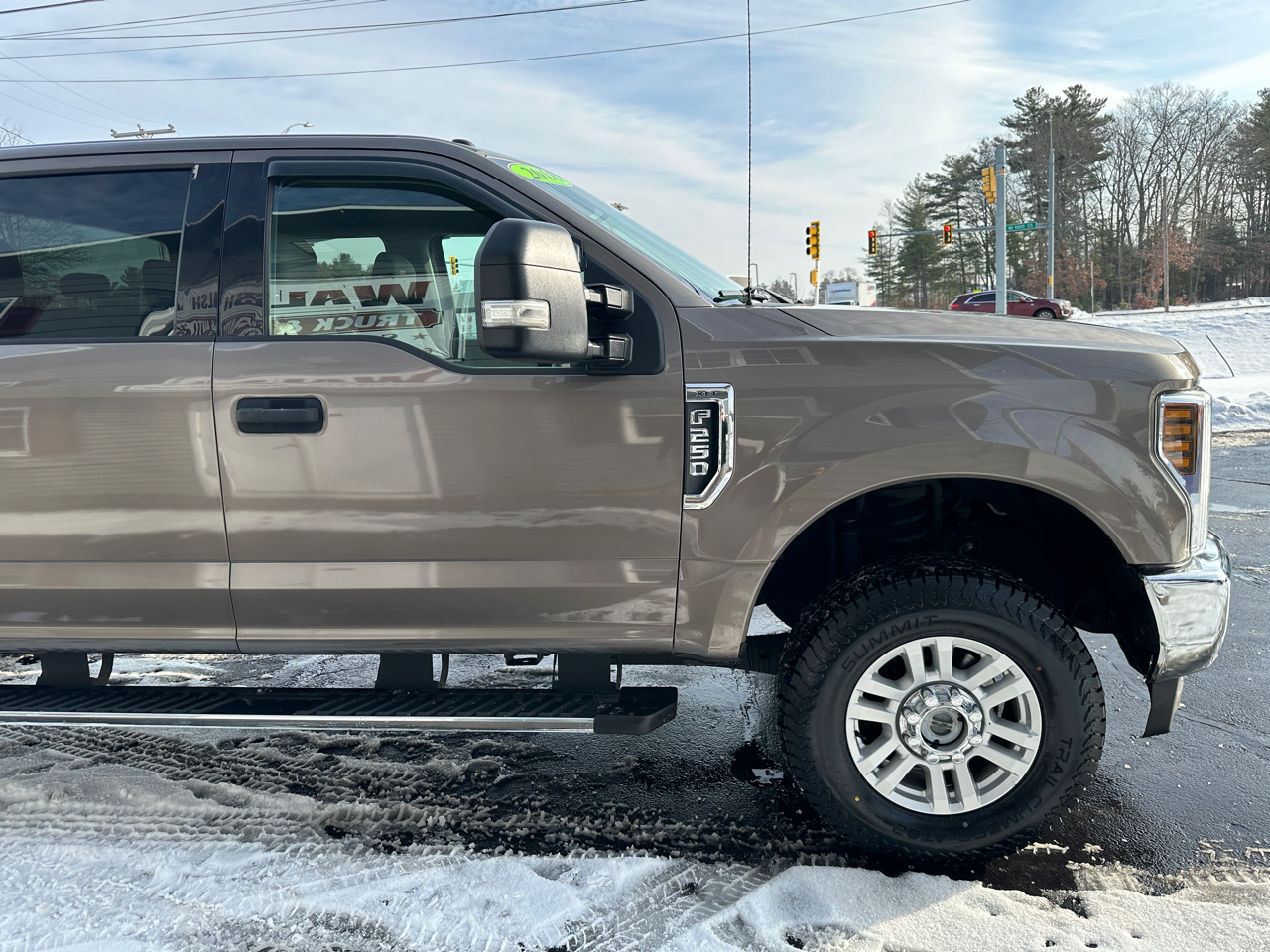 Ford F-250 SD XLT Crew Cab Short Bed 4WD 2018