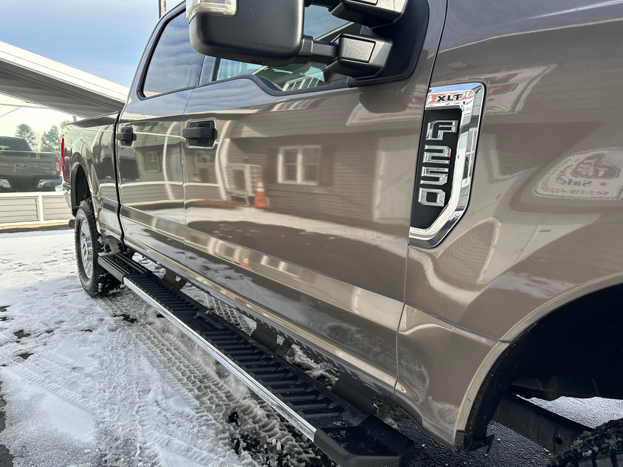 Ford F-250 SD XLT Crew Cab Short Bed 4WD 2018