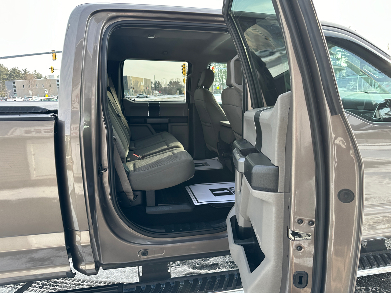 Ford F-250 SD XLT Crew Cab Short Bed 4WD 2018