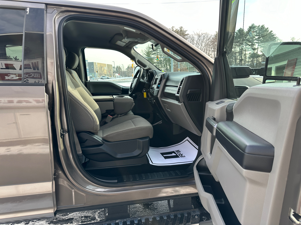 Ford F-250 SD XLT Crew Cab Short Bed 4WD 2018