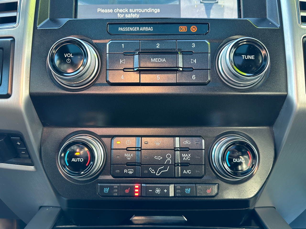 Ford F-250 SD Platinum Crew Cab 4WD 2019