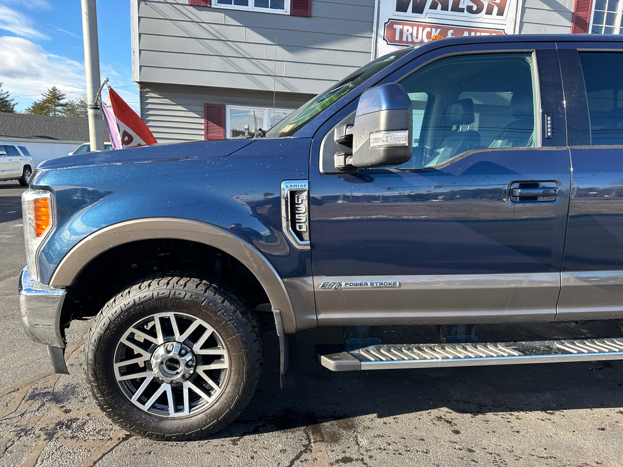 Ford F-350 SD Lariat Crew Cab 4WD 2019
