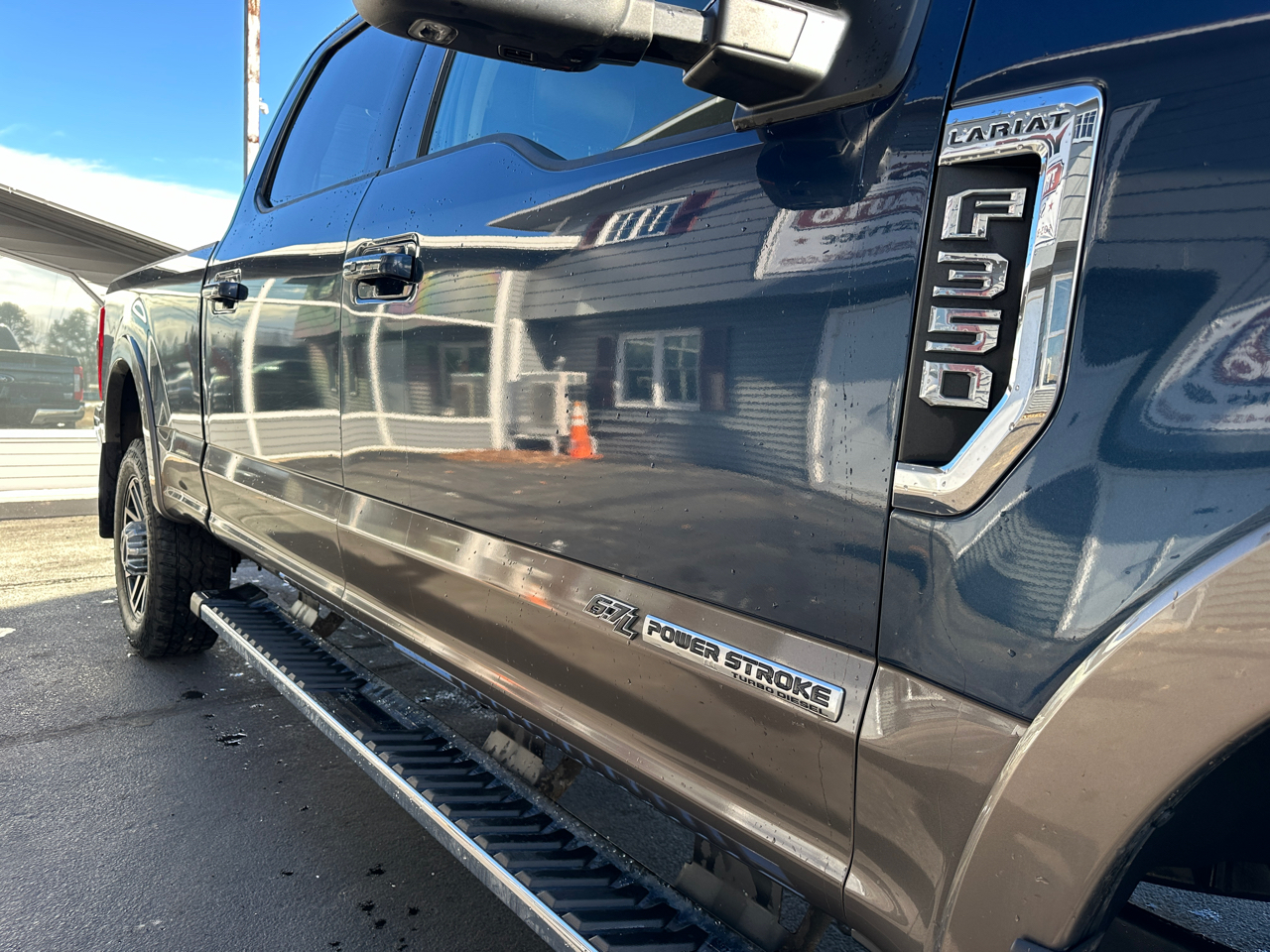 Ford F-350 SD Lariat Crew Cab 4WD 2019