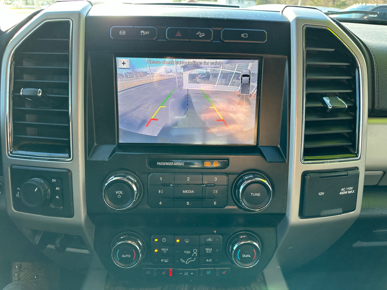 Ford F-350 SD Lariat Crew Cab 4WD 2019