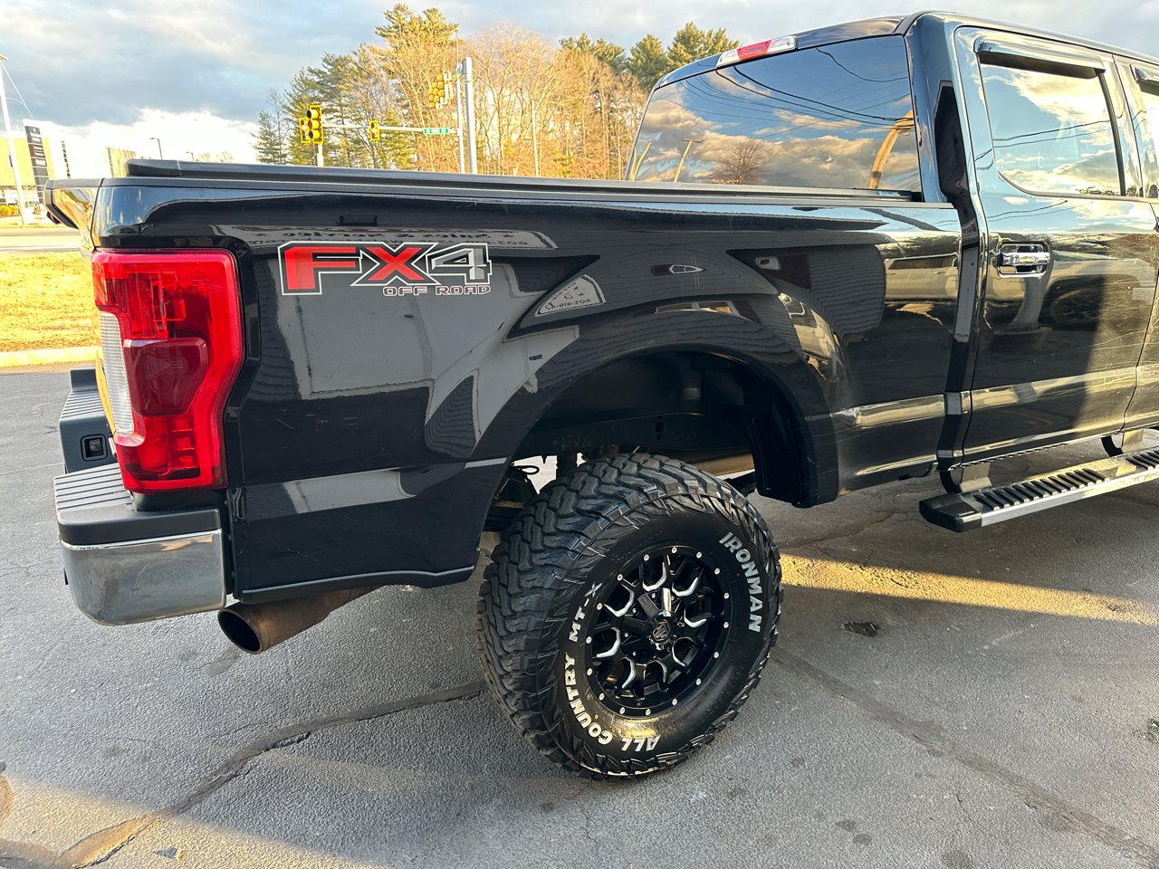 Ford F-250 SD XLT Crew Cab Short Bed 4WD 2017