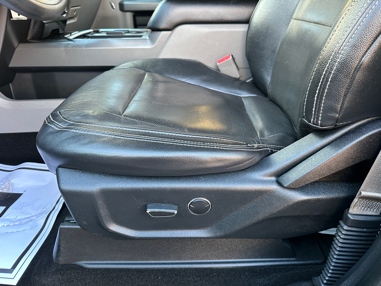 Ford F-250 SD XLT Crew Cab Short Bed 4WD 2017