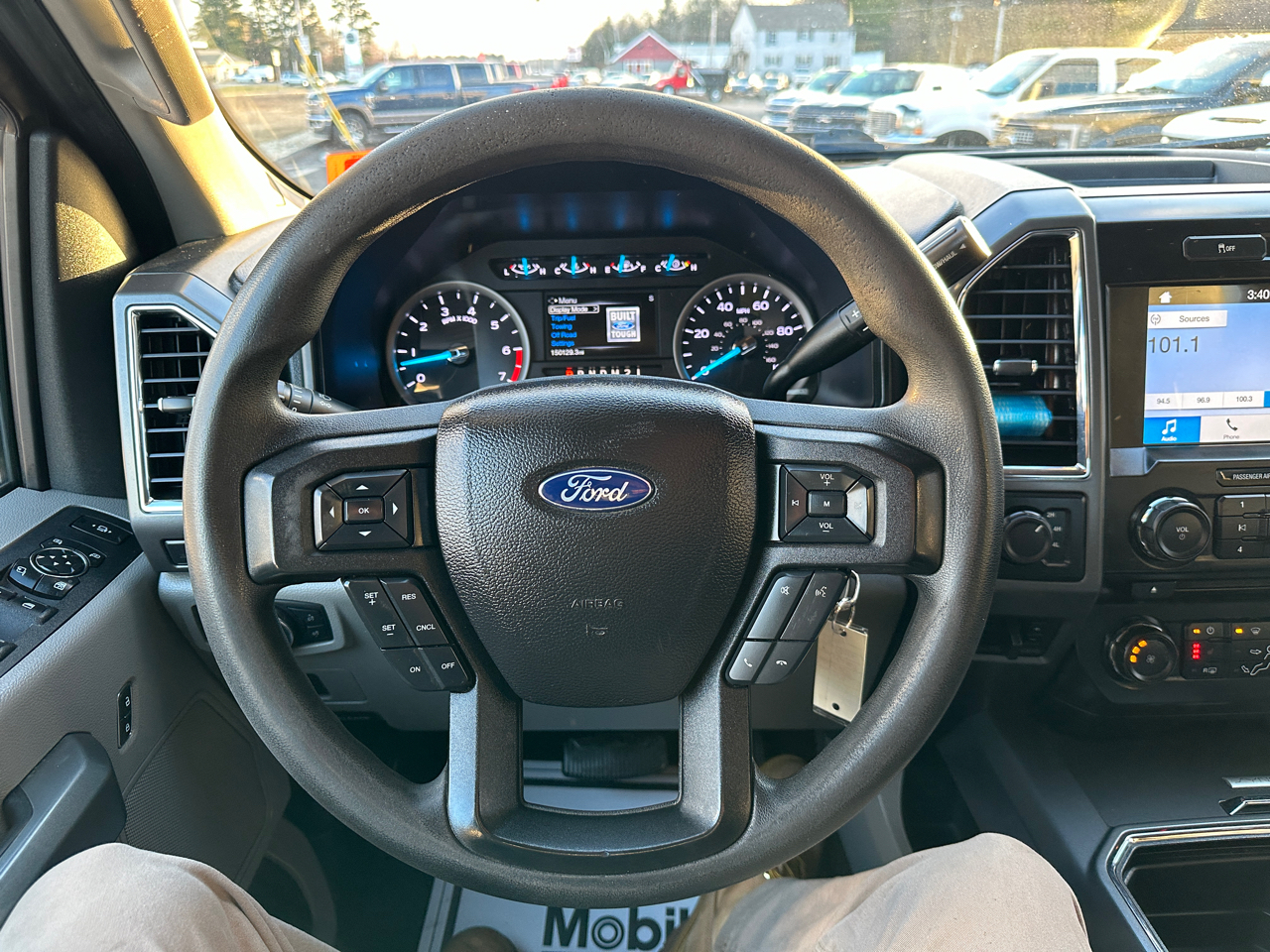 Ford F-250 SD XLT Crew Cab Short Bed 4WD 2017