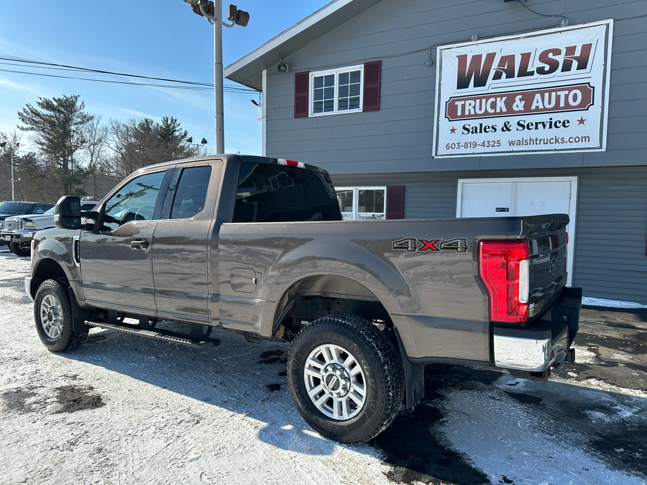 Ford F-250 SD XLT SuperCab Short Bed 4WD 2017