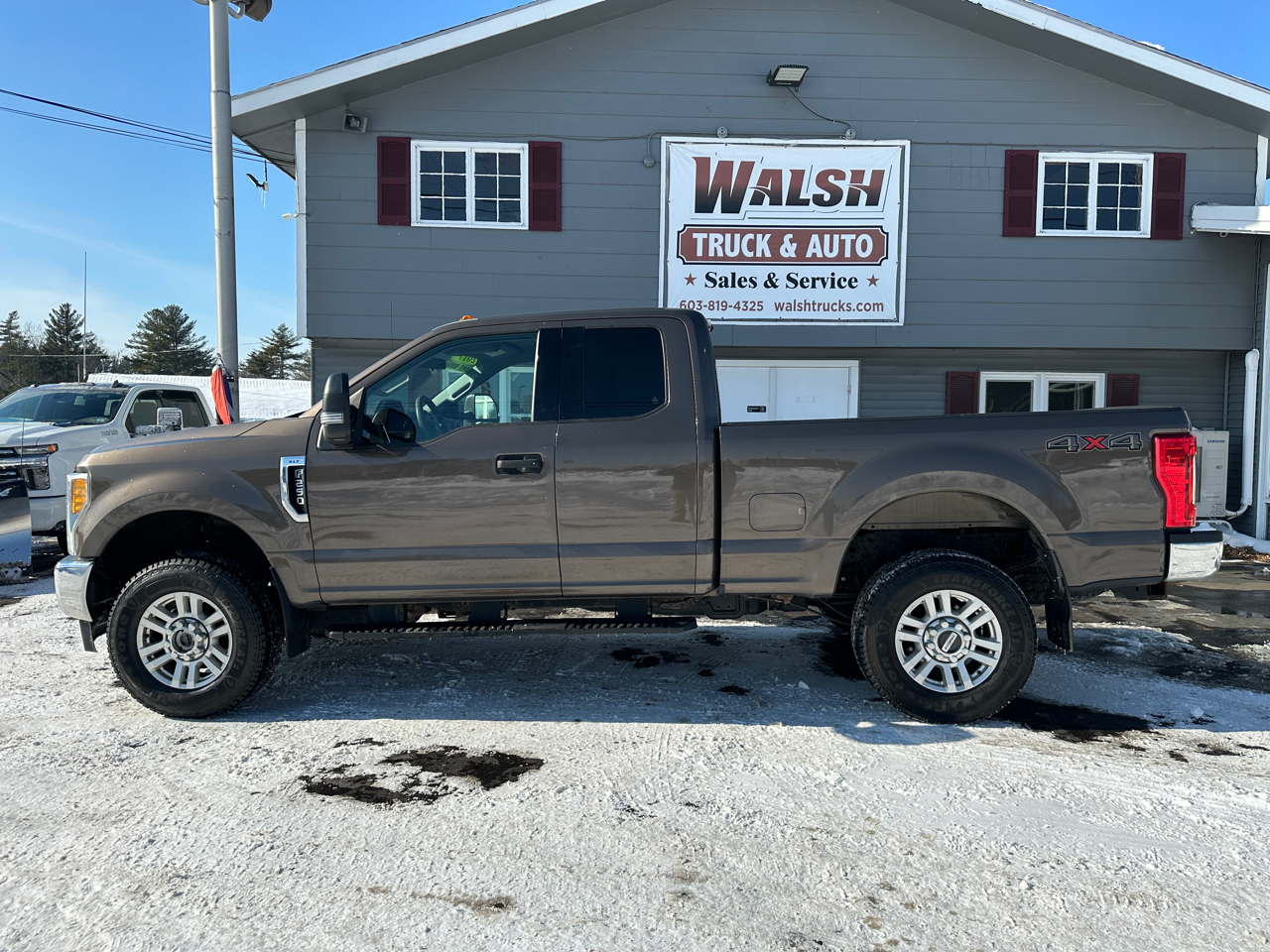 Ford F-250 SD XLT SuperCab Short Bed 4WD 2017