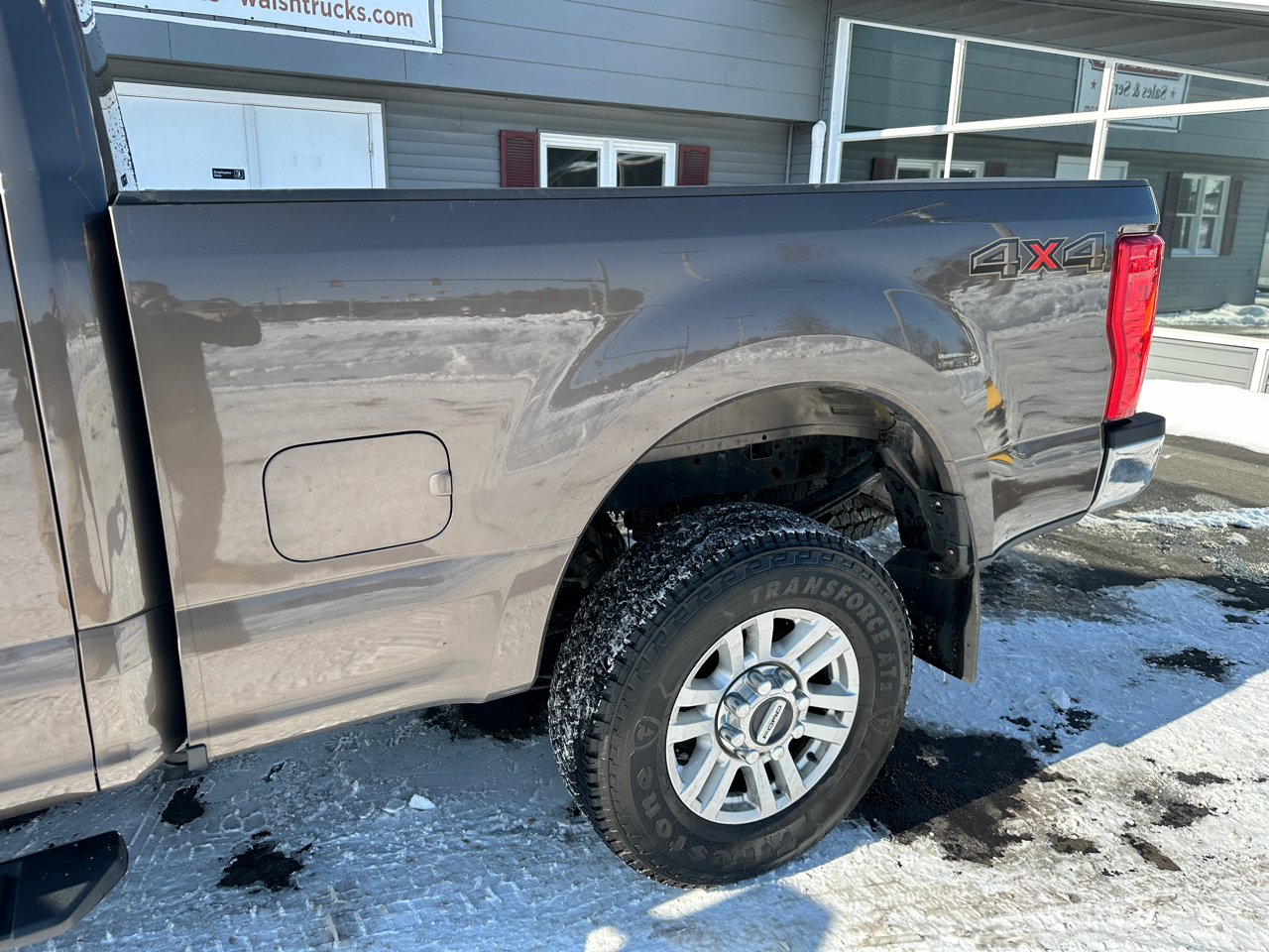 Ford F-250 SD XLT SuperCab Short Bed 4WD 2017