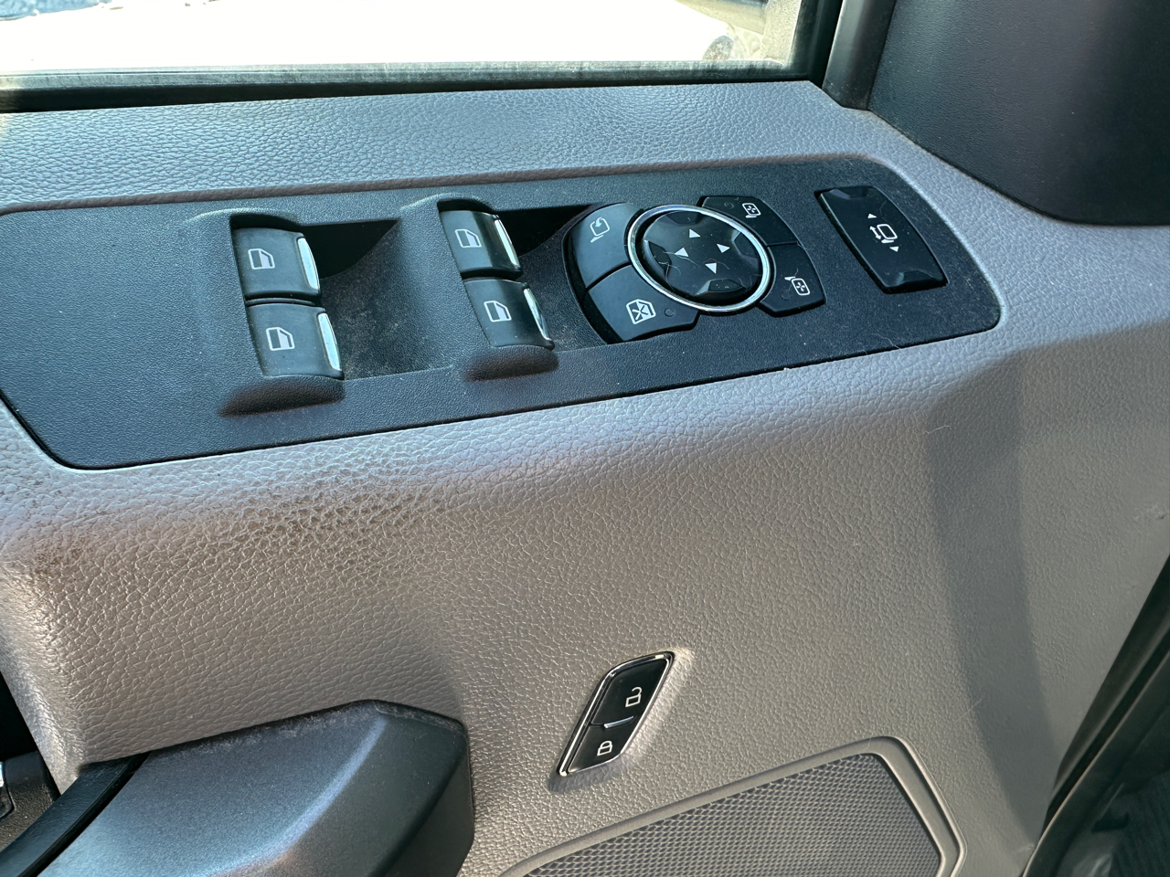 Ford F-250 SD XLT SuperCab Short Bed 4WD 2017