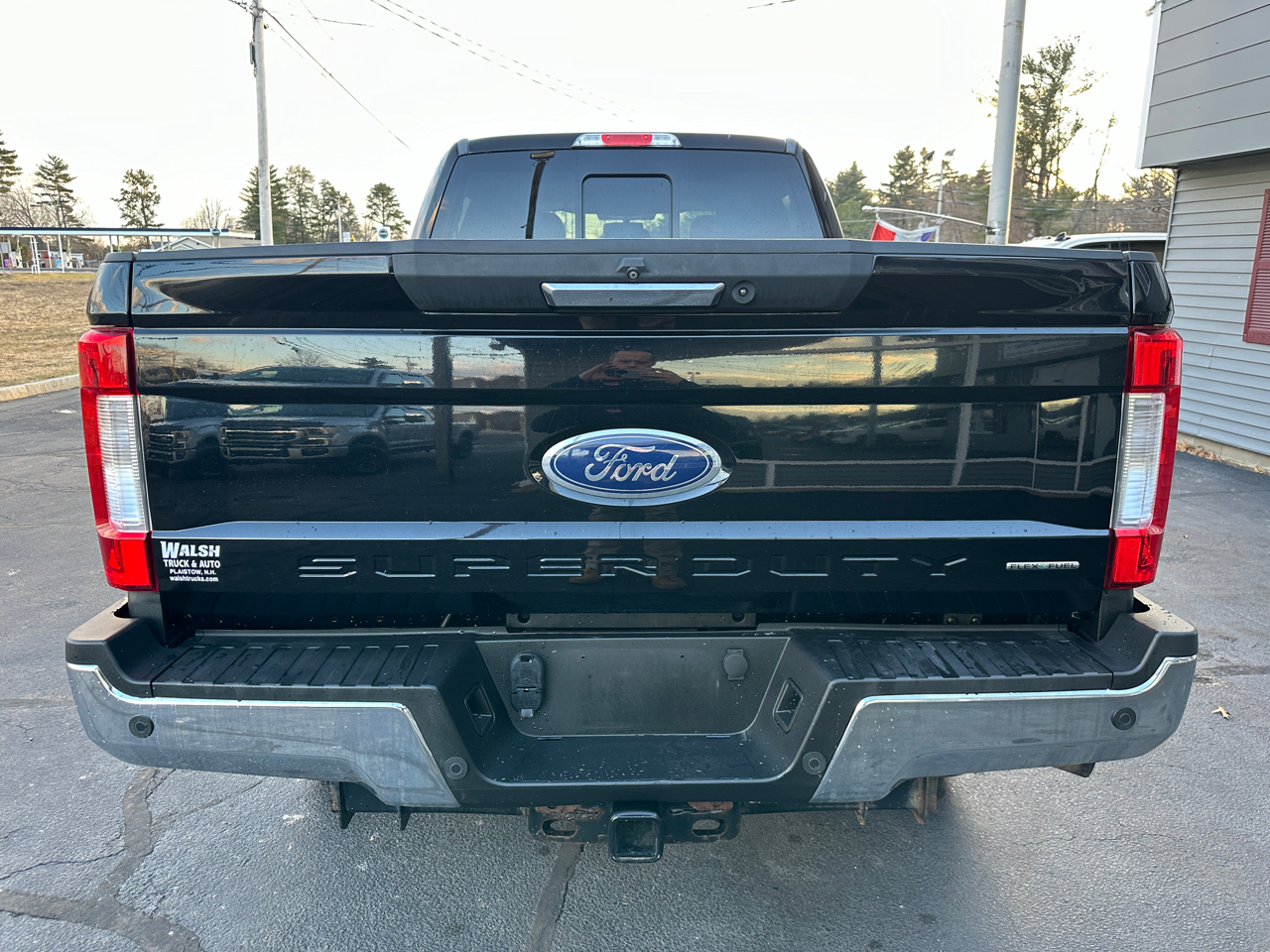 Ford F-250 SD Lariat Crew Cab Short Bed 4WD 2017