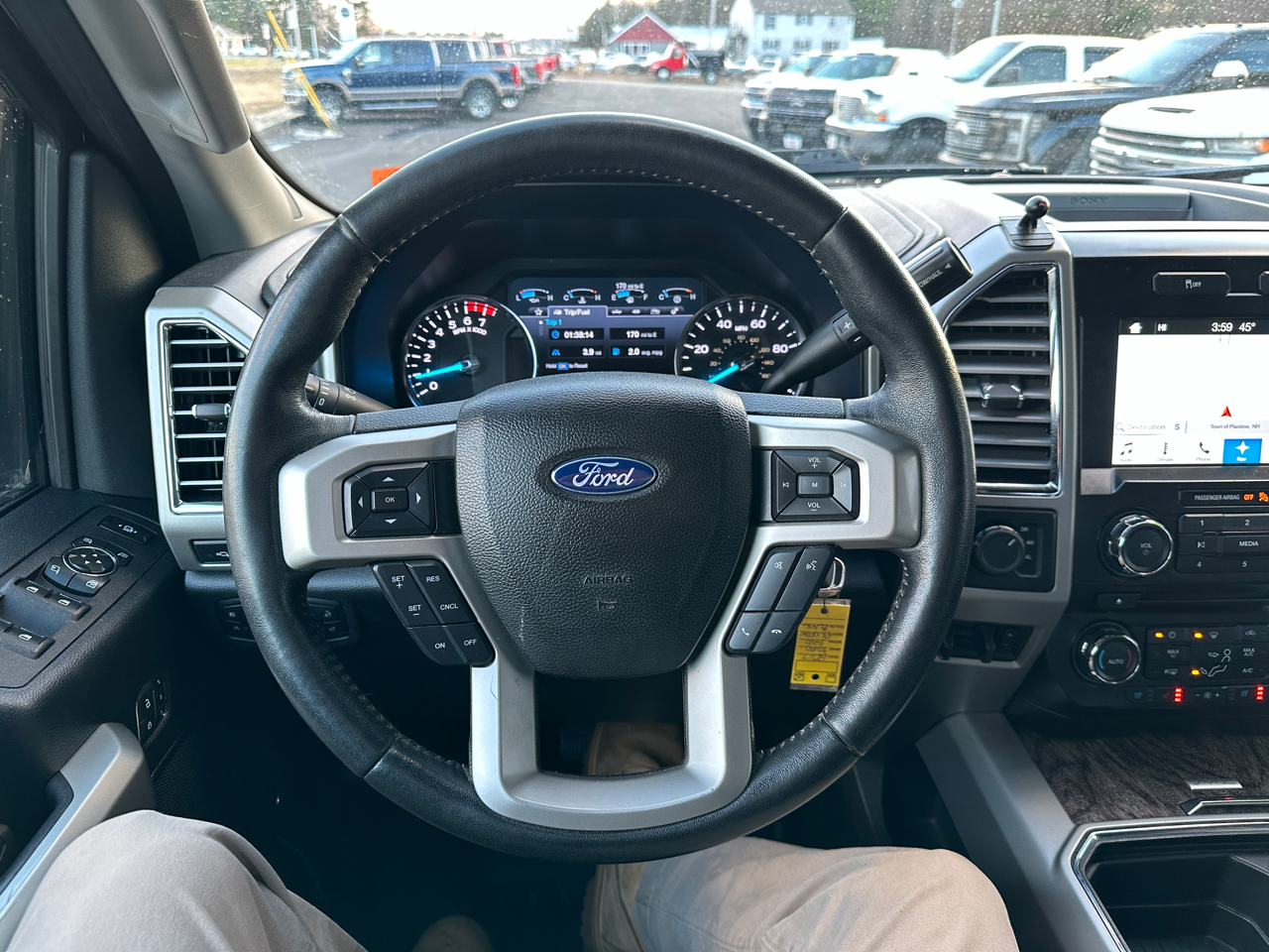 Ford F-250 SD Lariat Crew Cab Short Bed 4WD 2017