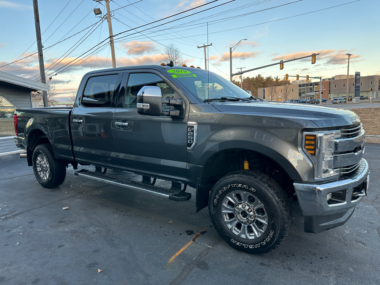 Ford F-250 SD Lariat Crew Cab 4WD 2019