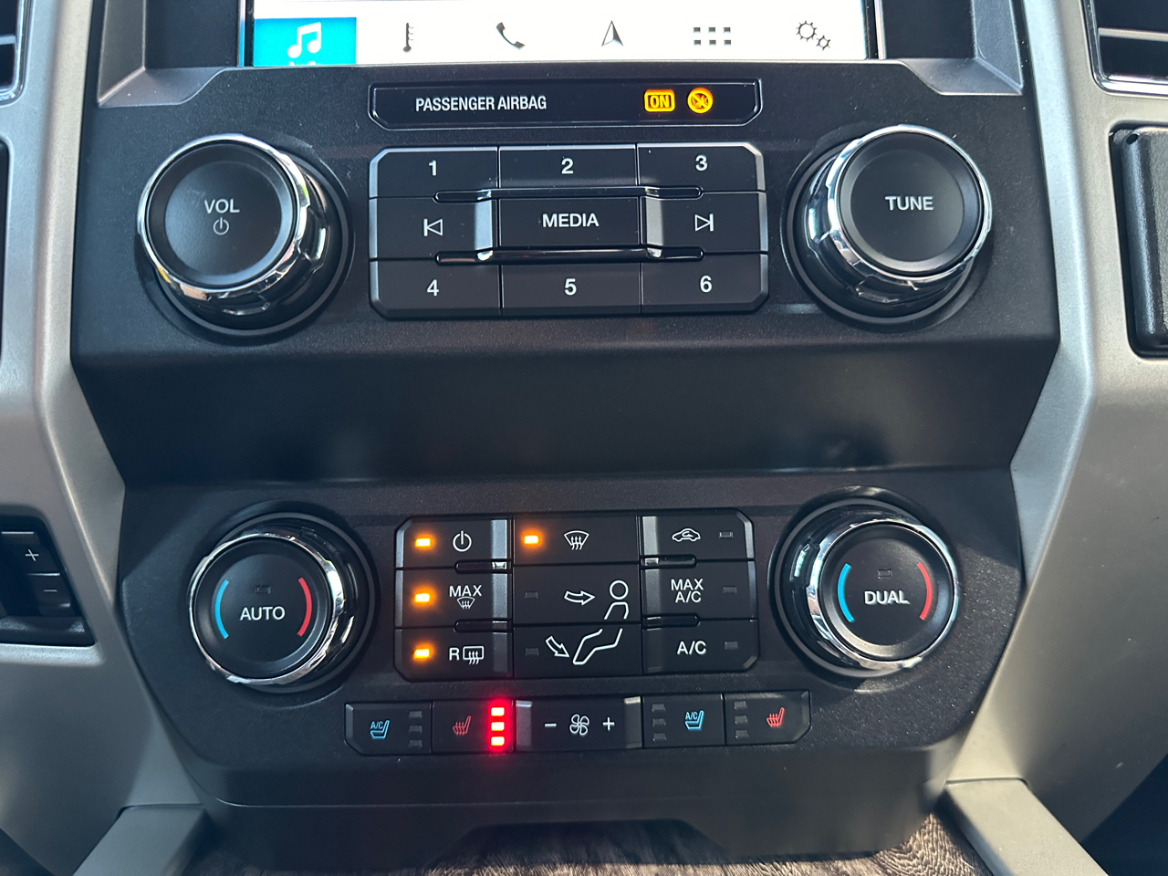 Ford F-250 SD Lariat Crew Cab 4WD 2019