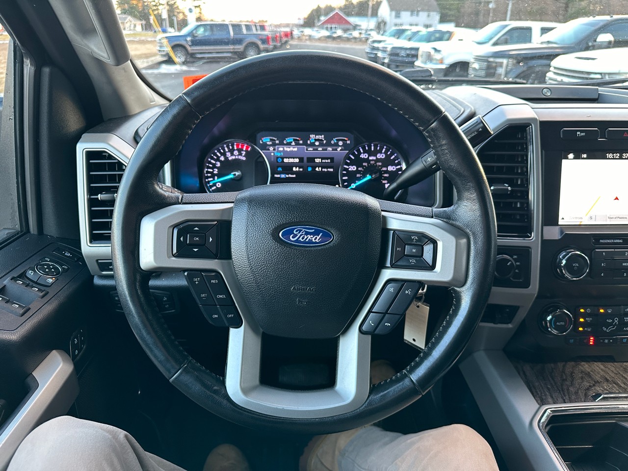 Ford F-250 SD Lariat Crew Cab 4WD 2019
