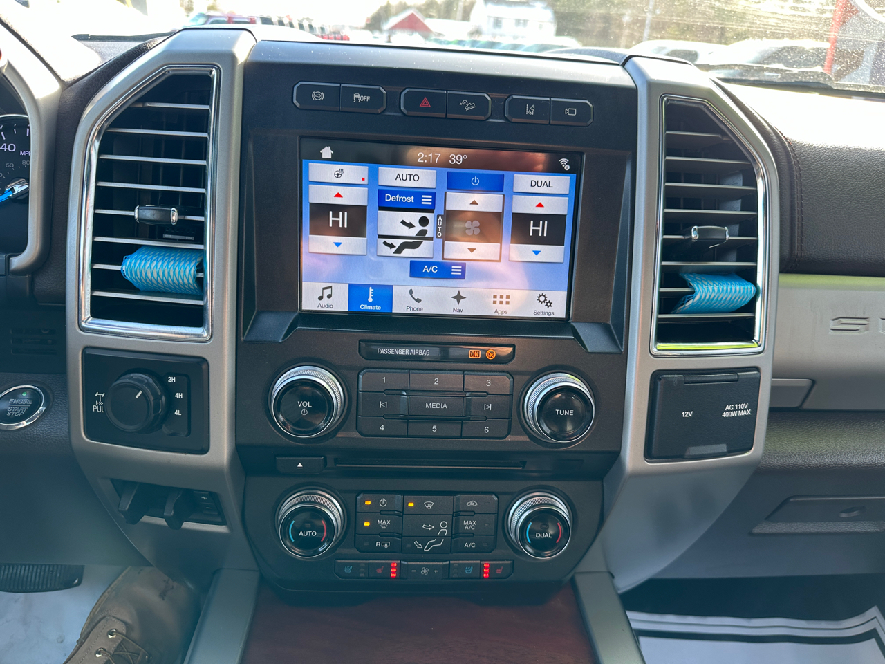 Ford F-350 SD King Ranch Crew Cab 4WD 2017