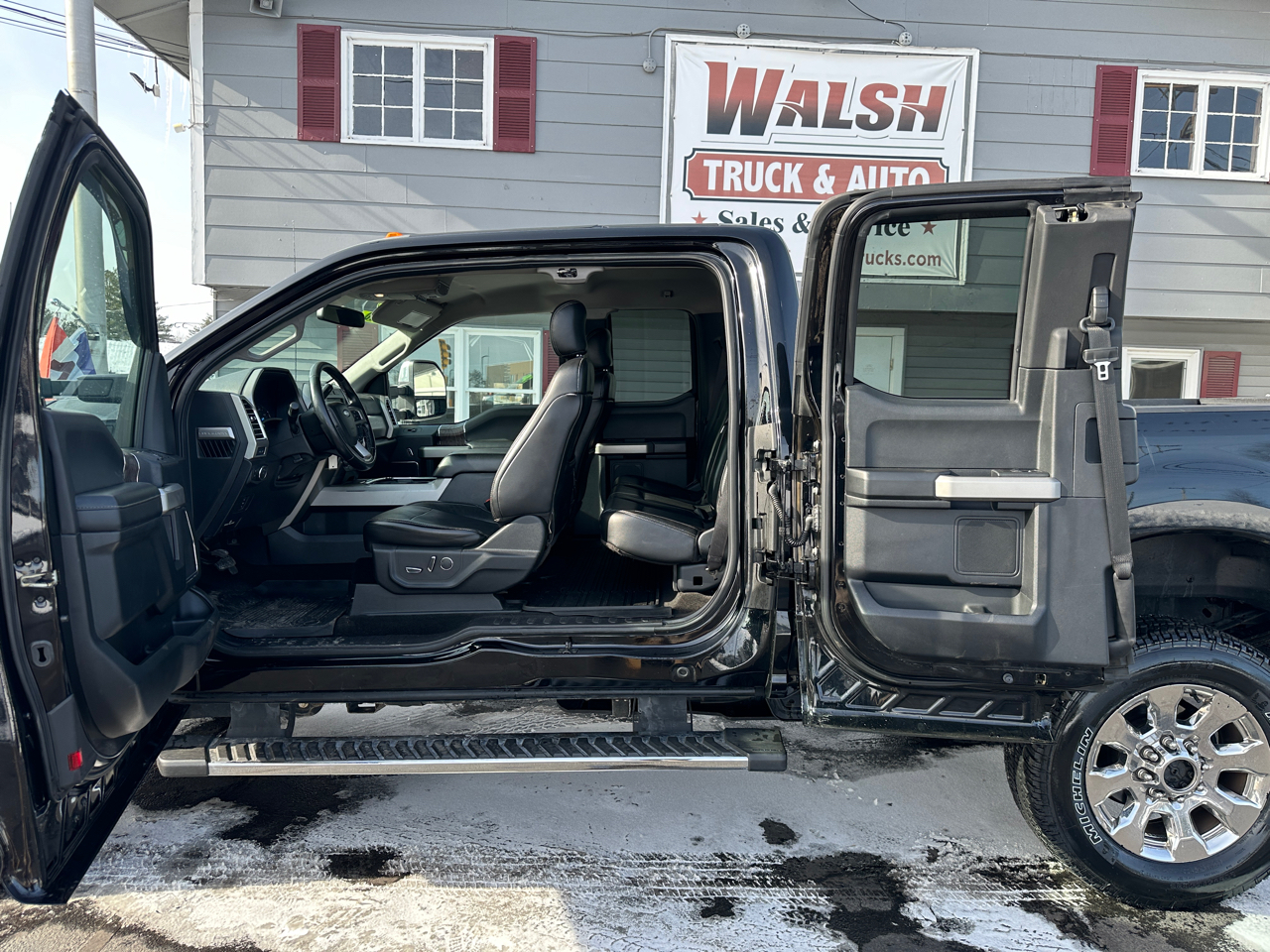 Ford F-350 SD Lariat SuperCab Short Bed 4WD 2017