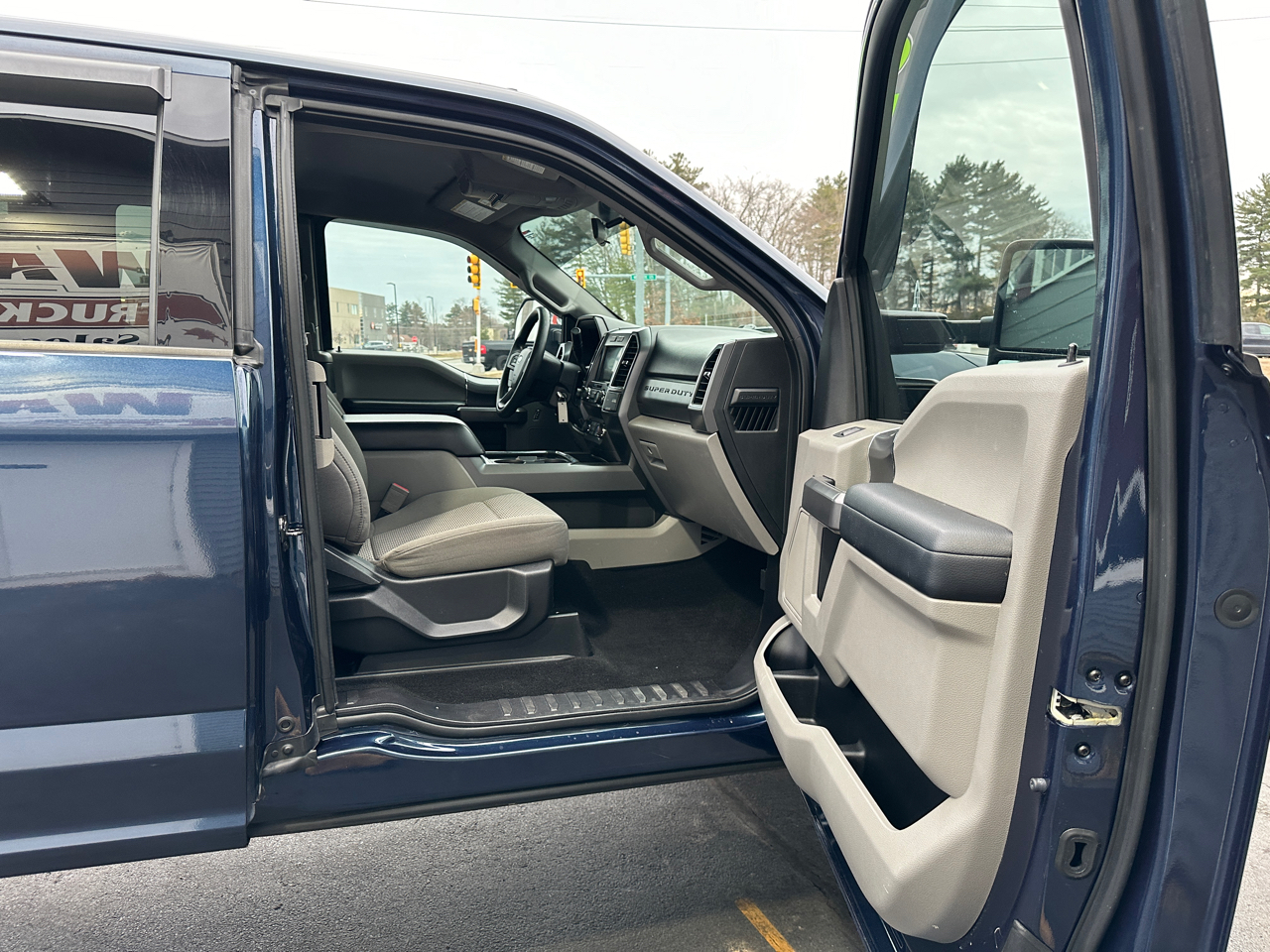 Ford F-250 SD XLT SuperCab Short Bed 4WD 2019