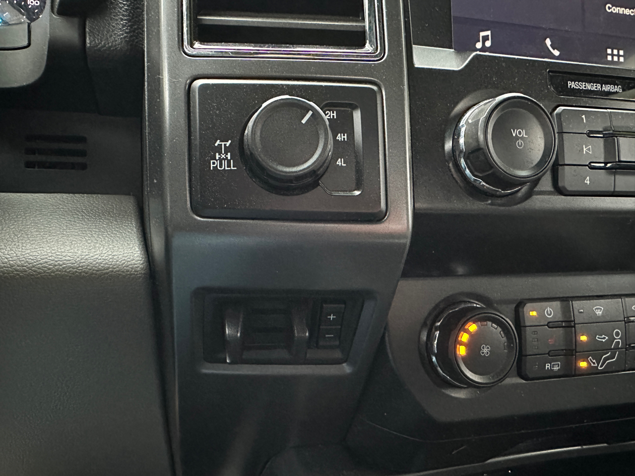 Ford F-250 SD XLT SuperCab Short Bed 4WD 2019