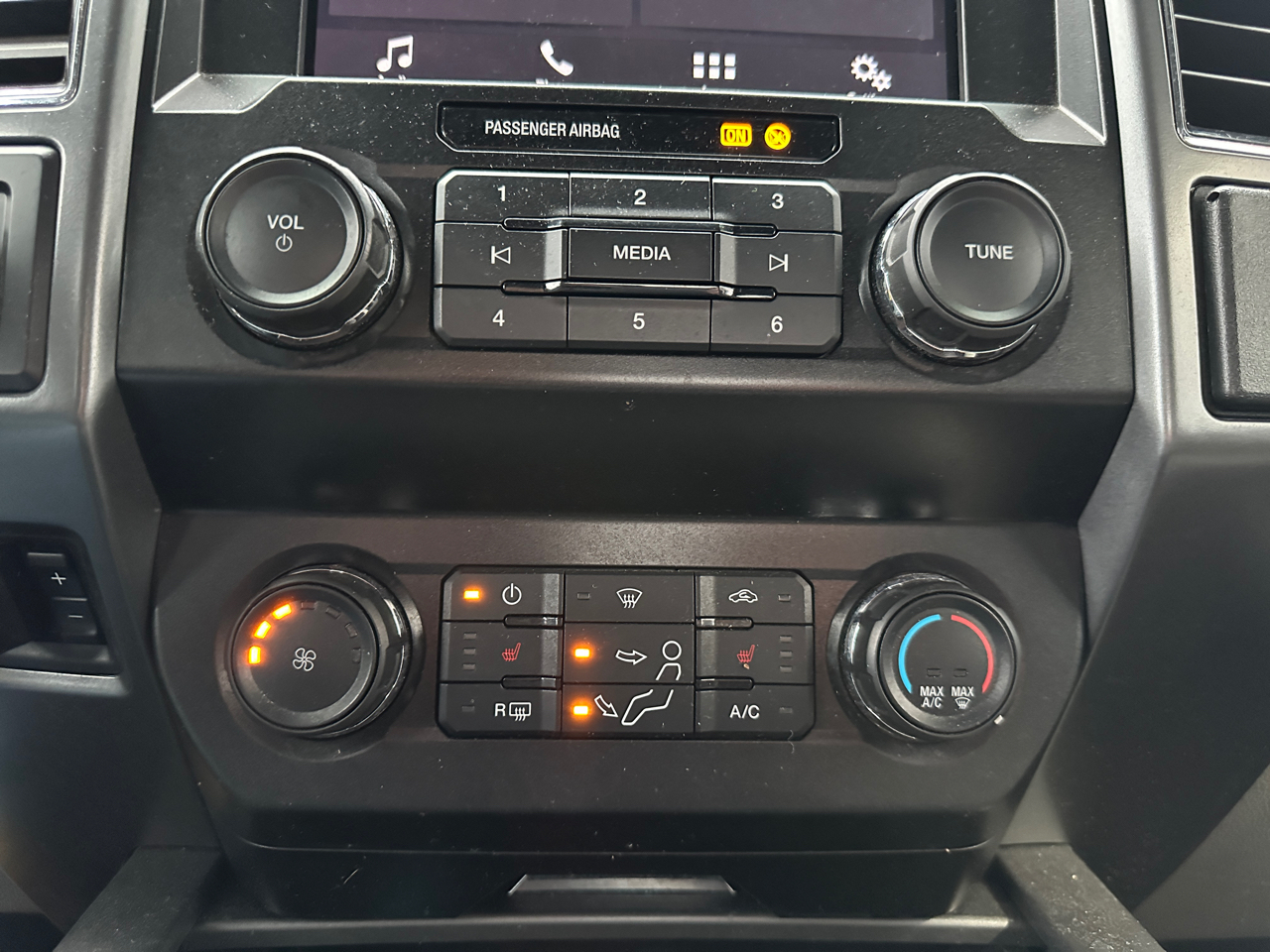 Ford F-250 SD XLT SuperCab Short Bed 4WD 2019