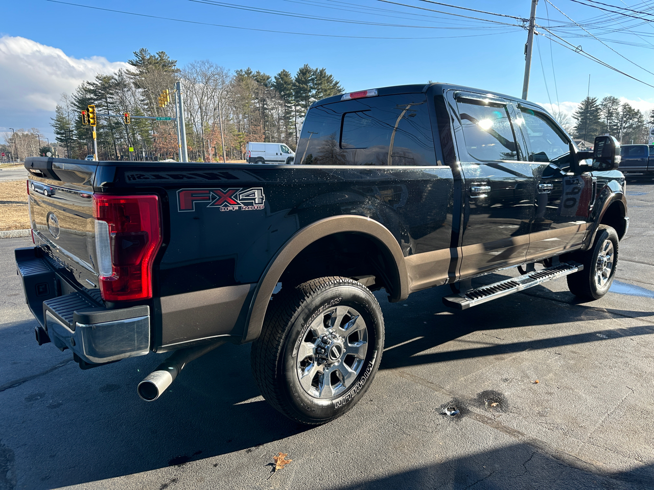 Ford F-350 SD Lariat Crew Cab Short Bed 4WD 2017