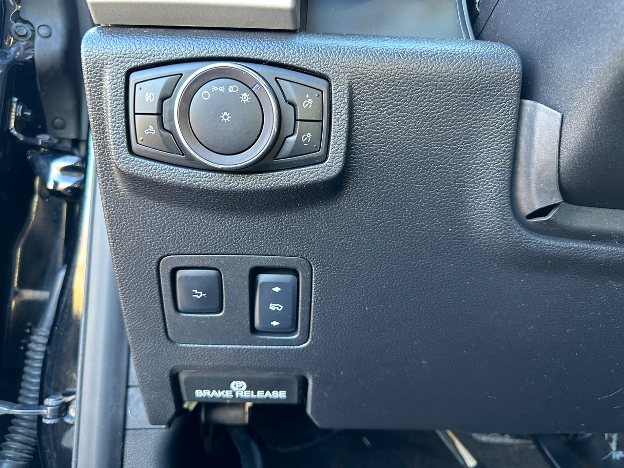 Ford F-350 SD Lariat Crew Cab Short Bed 4WD 2017