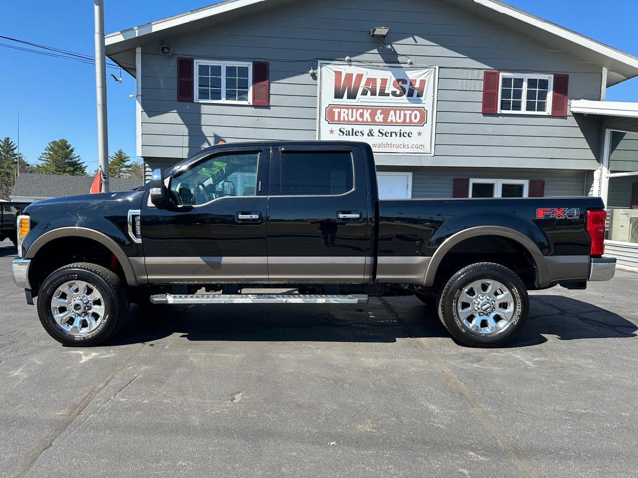 Ford F-350 SD Lariat Crew Cab Short Bed 4WD 2017