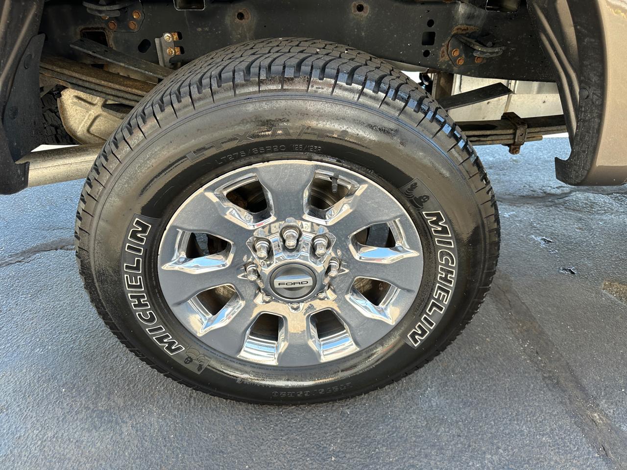 Ford F-350 SD Lariat Crew Cab Short Bed 4WD 2017