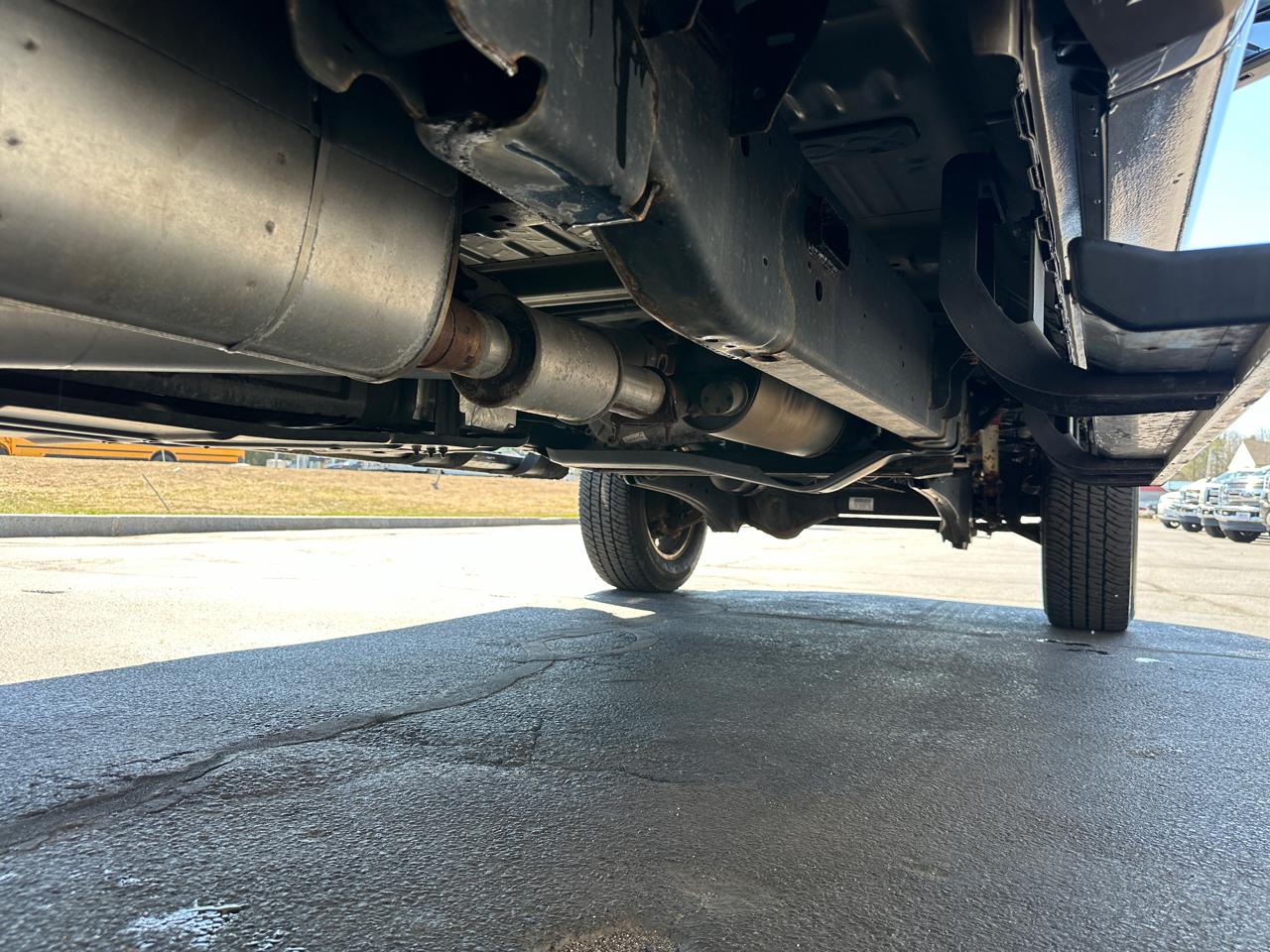 Ford F-350 SD Lariat Crew Cab Short Bed 4WD 2017