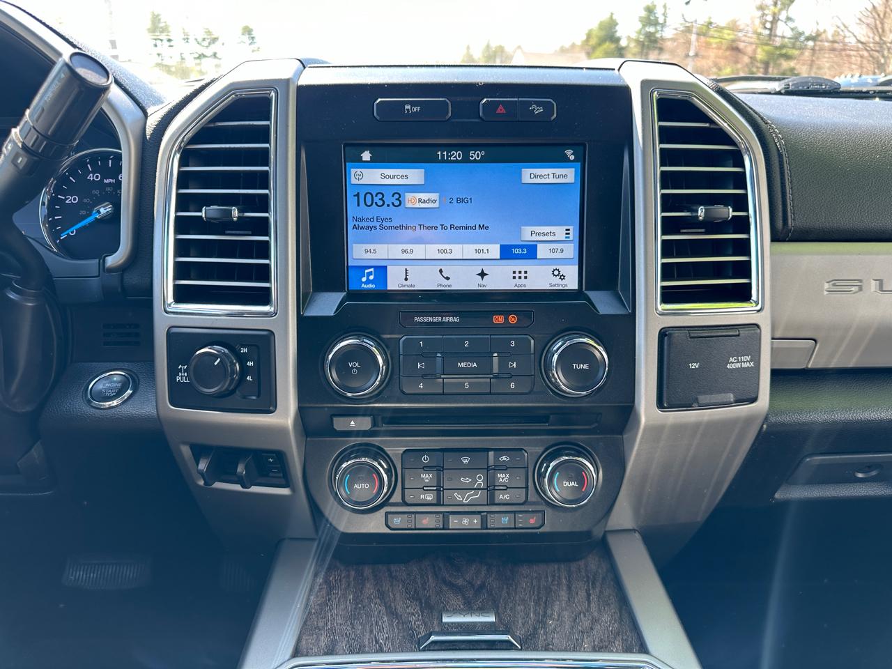 Ford F-350 SD Lariat Crew Cab Short Bed 4WD 2017