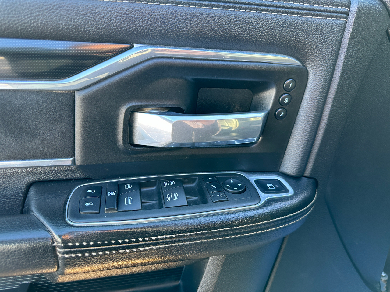 RAM 2500 Laramie Crew Cab 4WD 2022