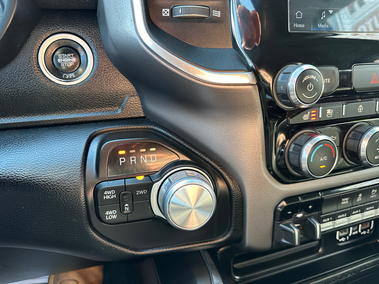 RAM 2500 Laramie Crew Cab 4WD 2022