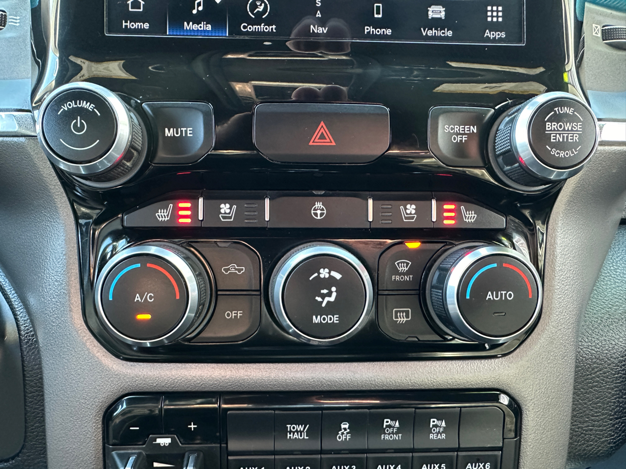 RAM 2500 Laramie Crew Cab 4WD 2022