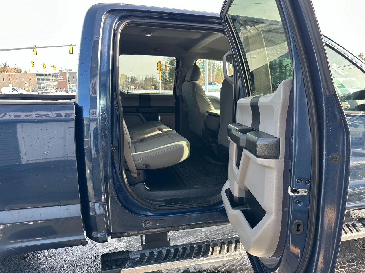 Ford F-250 SD XL Crew Cab 4WD 2019