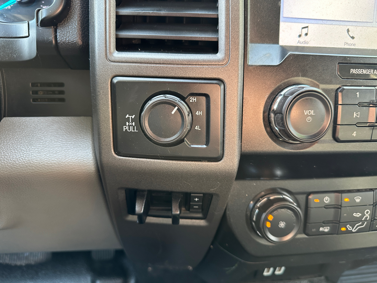 Ford F-250 SD XL Crew Cab 4WD 2019