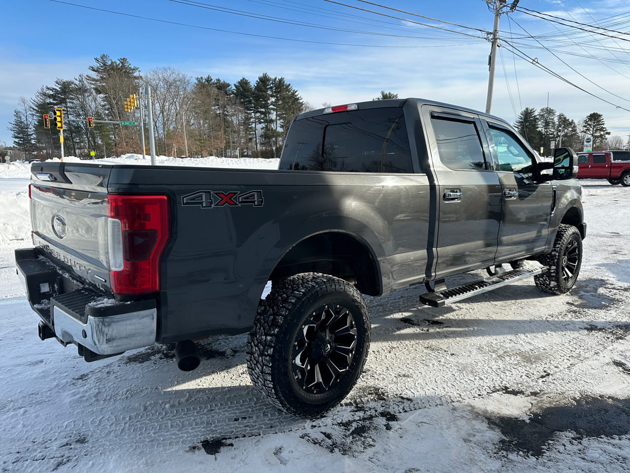 Ford F-250 SD Lariat Crew Cab Short Bed 4WD 2017