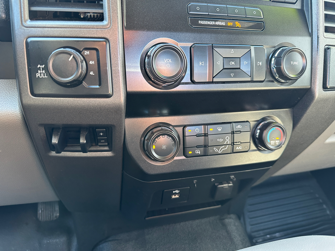 Ford F-250 SD XL Reg. Cab 4WD 2019