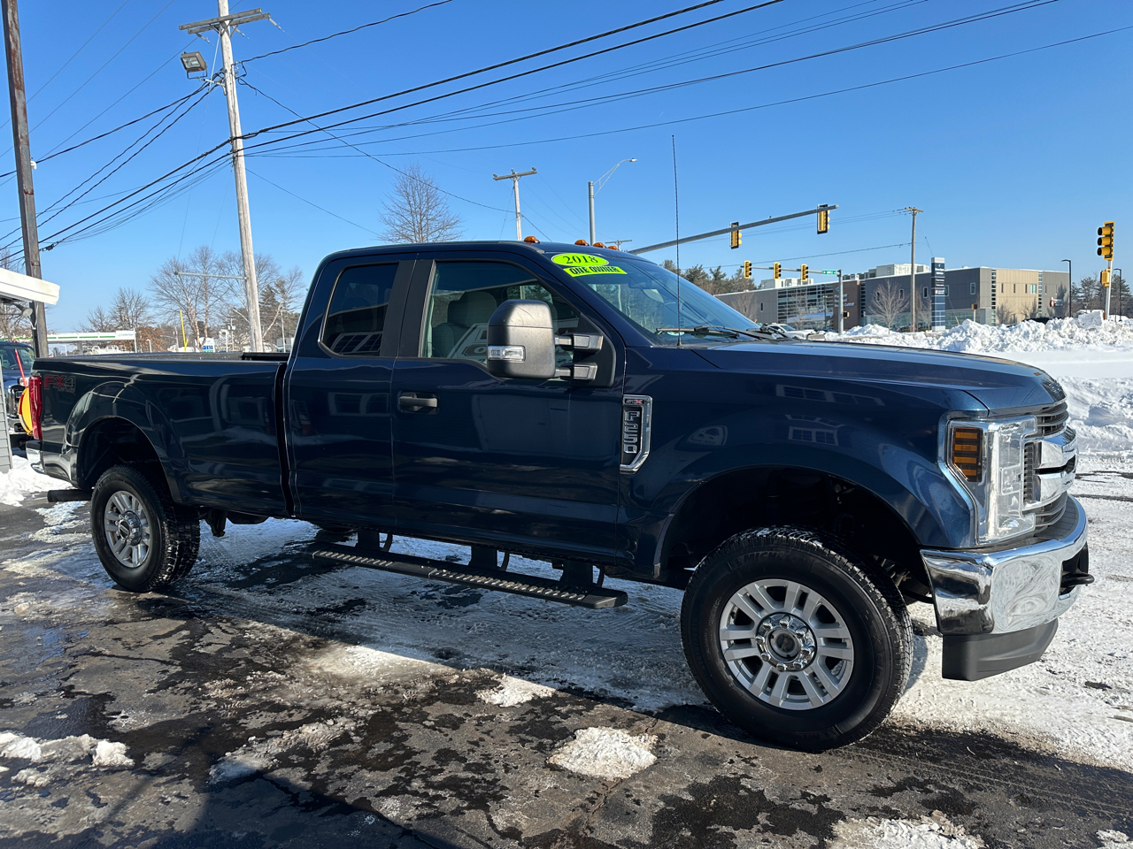 Ford F-250 SD XL SuperCab Long Bed 4WD 2018