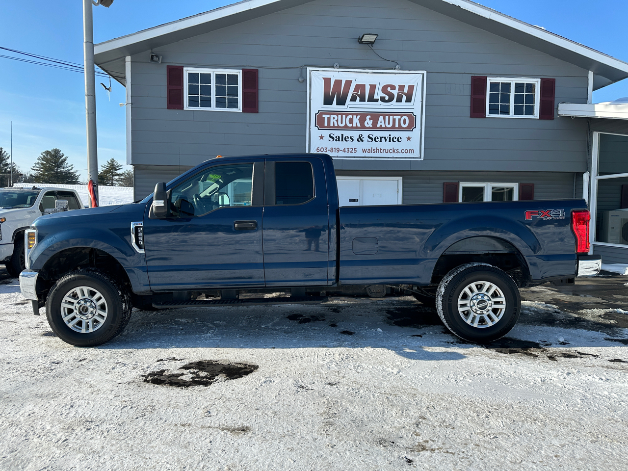 Ford F-250 SD XL SuperCab Long Bed 4WD 2018
