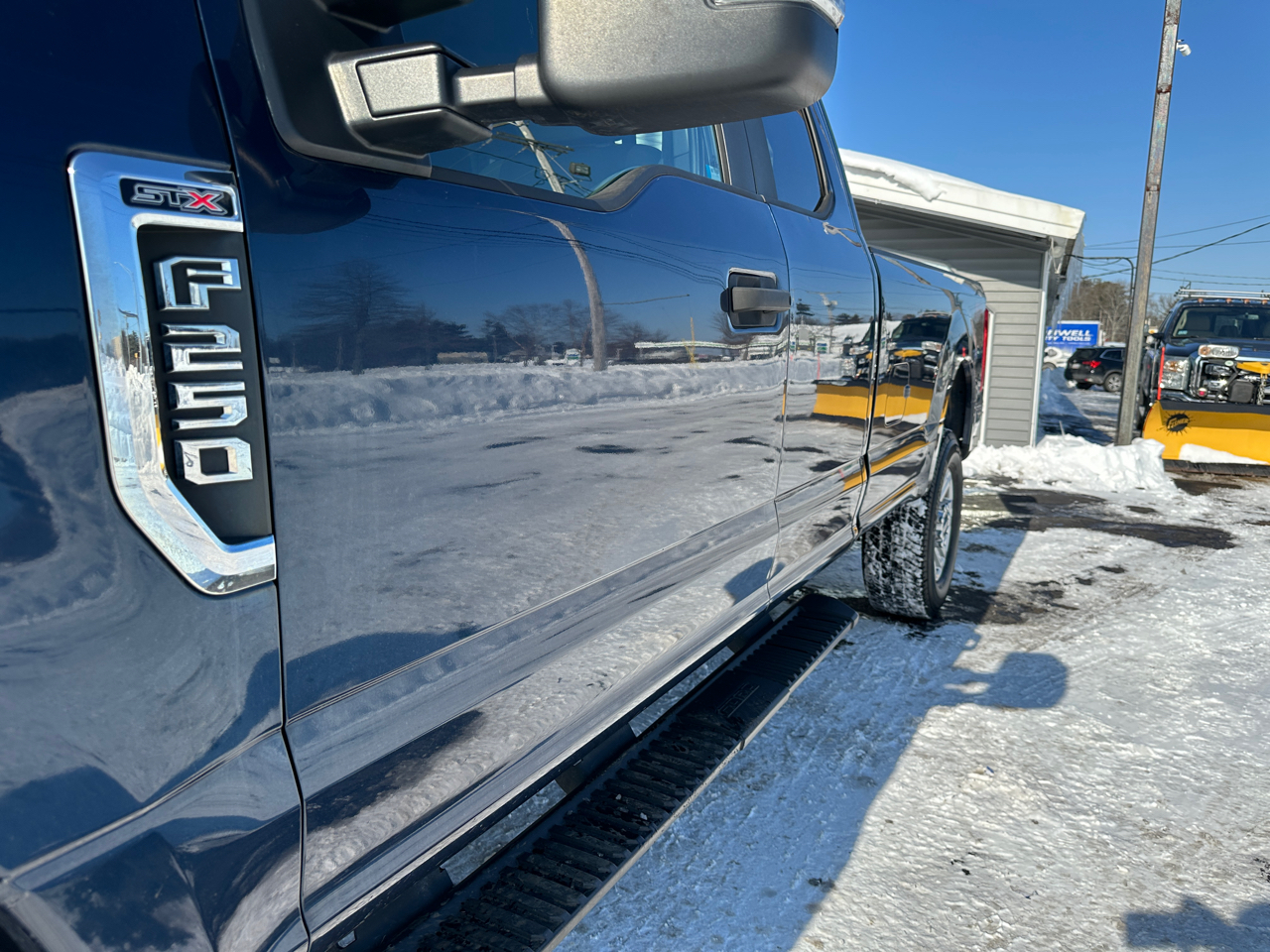 Ford F-250 SD XL SuperCab Long Bed 4WD 2018