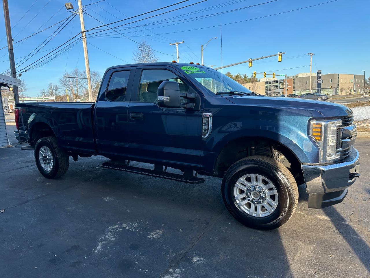 Ford F-250 SD XL SuperCab Long Bed 4WD 2018